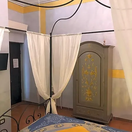 Mascitti Bed & Breakfast 4*
