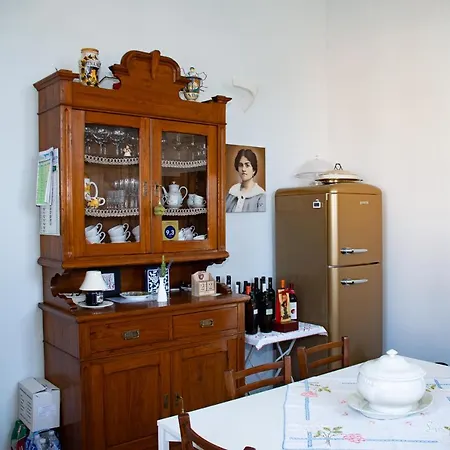 Mascitti Alto Couette-café 2*